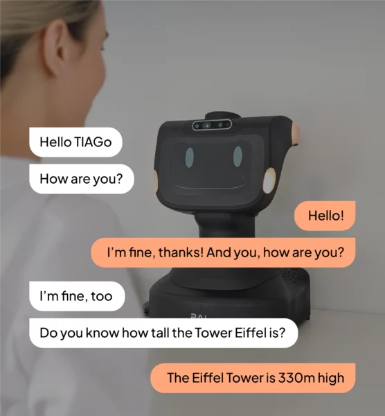 TIAGo Head sabe conversar en varios idiomas gracias al versátil chatbot alimentado por los últimos LLM